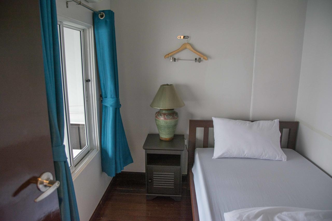 Traveller Hostel Chanthaburi (Adults Only) Bagian luar foto
