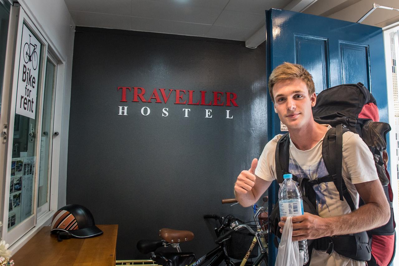 Traveller Hostel Chanthaburi (Adults Only) Bagian luar foto
