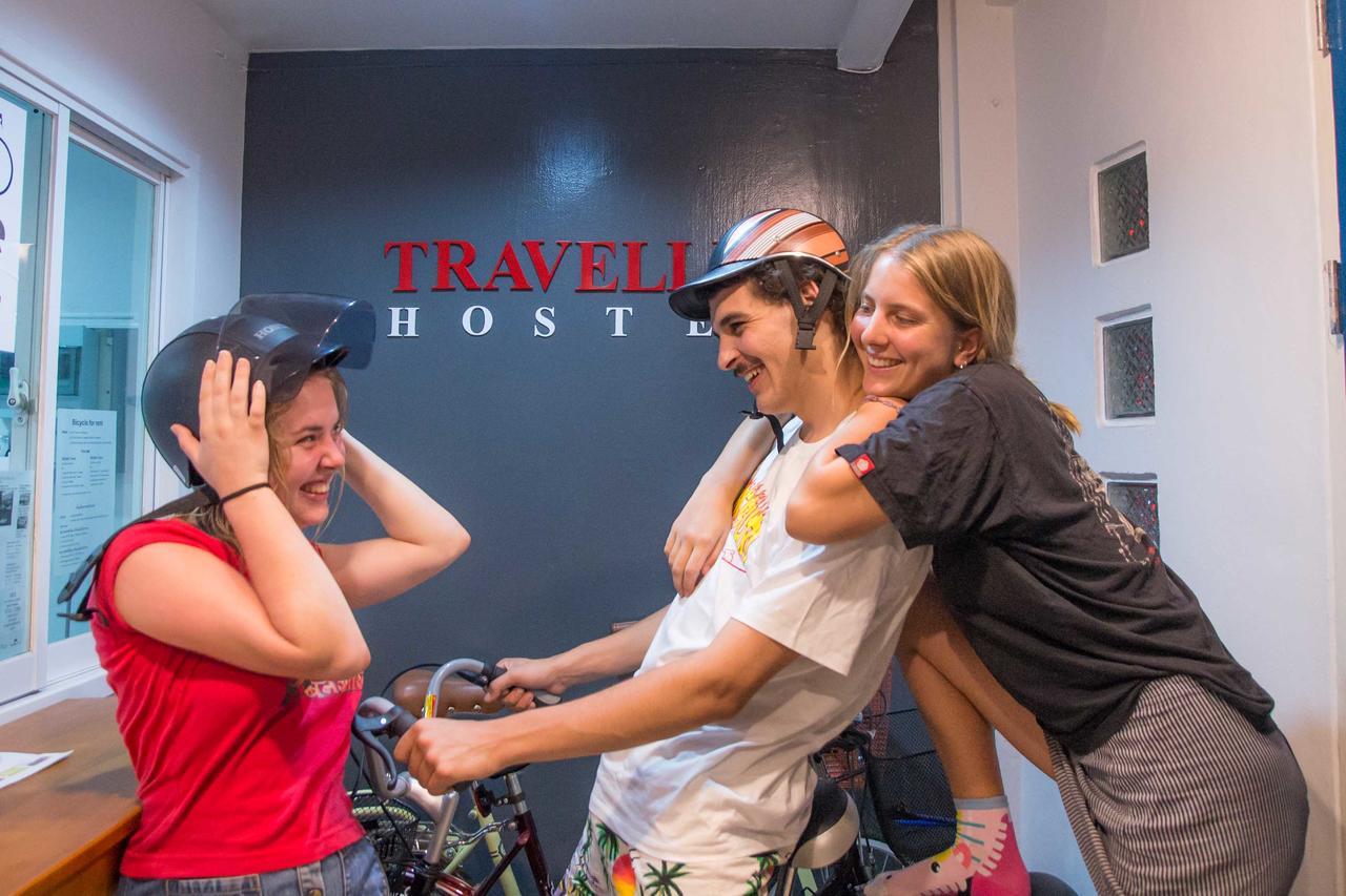 Traveller Hostel Chanthaburi (Adults Only) Bagian luar foto