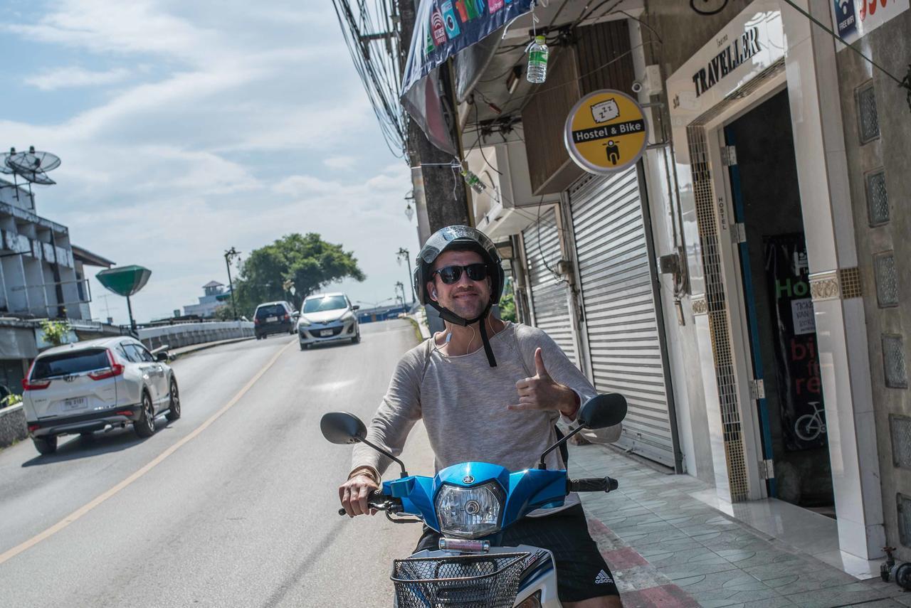 Traveller Hostel Chanthaburi (Adults Only) Bagian luar foto